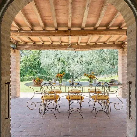 L'oliveta 6, Emma Villa